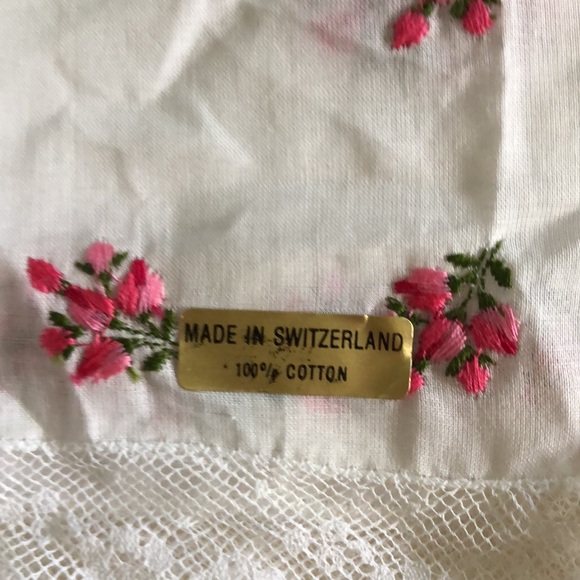 Extremely Elegant Cotton VTG Handkerchiefs Floral - Picture 12 of 14